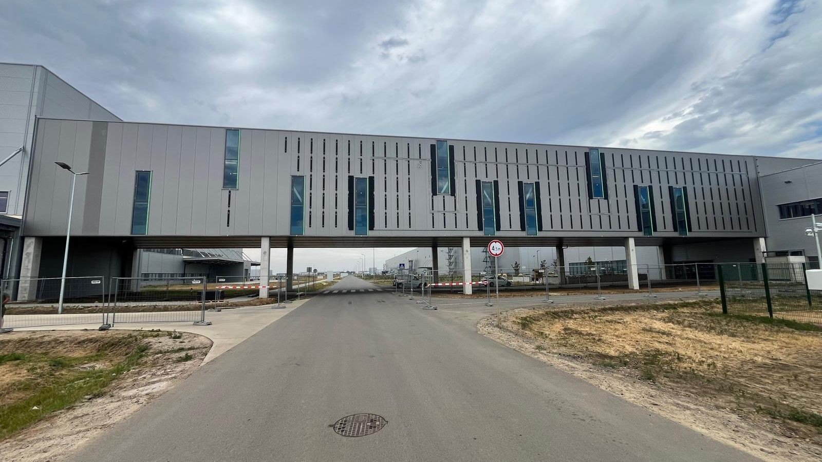 Zonnegevels BMW Group Fabriek Debrecen Hongarije